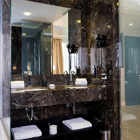 The Unique Hotel 4*