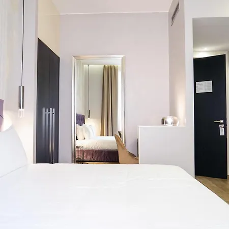 ホテル The Unique ミラノ