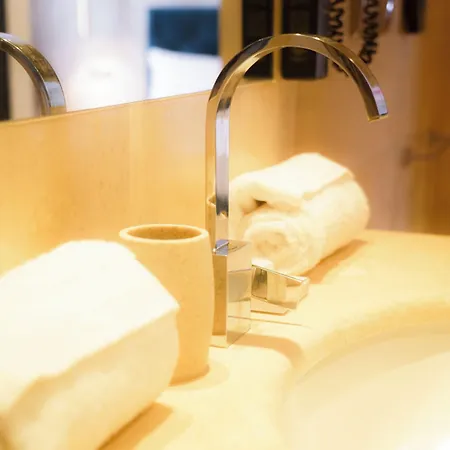 Otel The Unique Brera 4*
