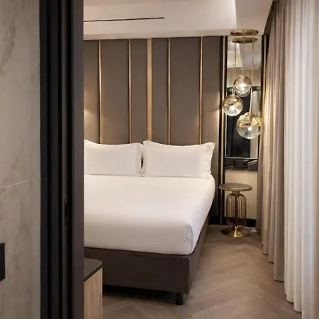 Otel The Unique Brera 4*