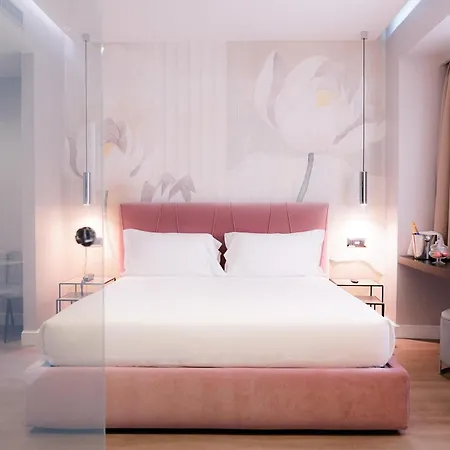 The Unique Otel Milano